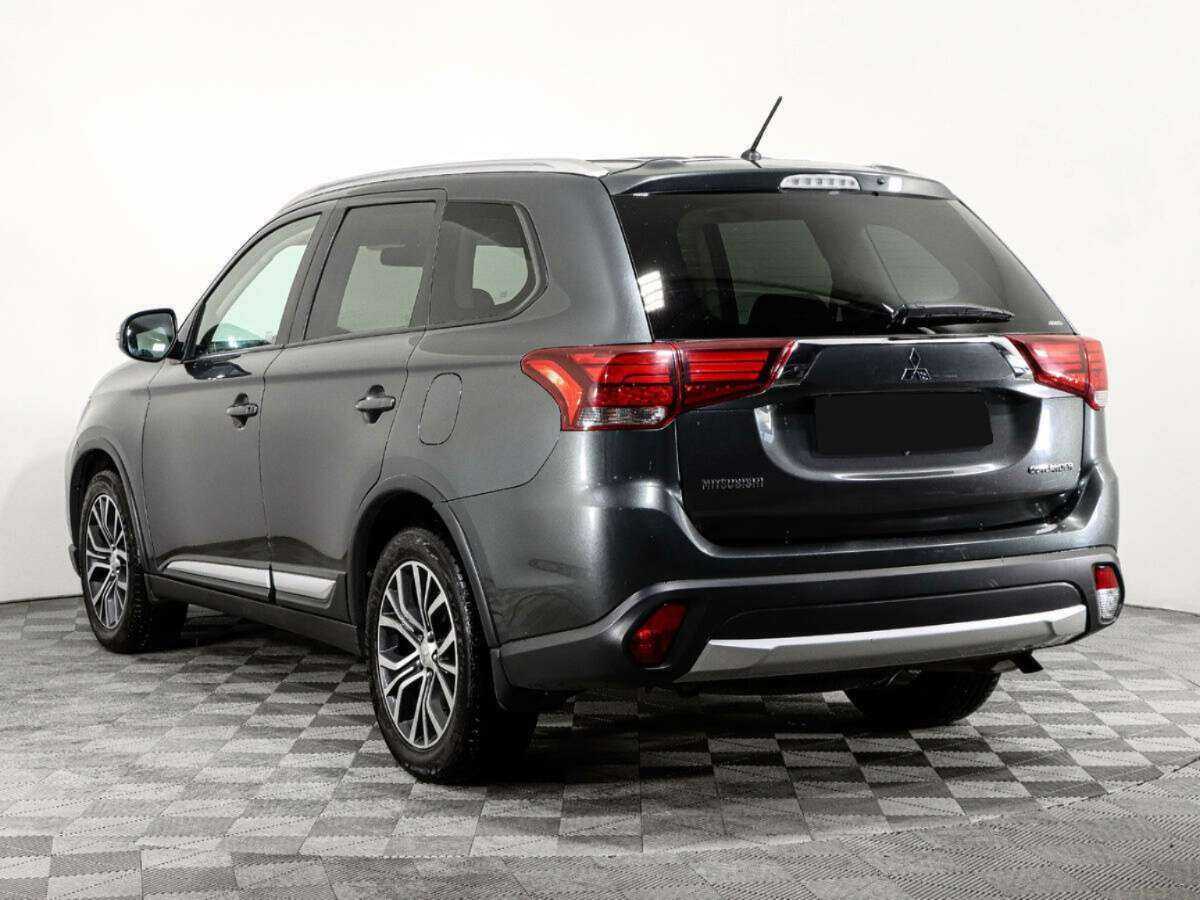 Mitsubishi Outlander б/у, 2016, Вариатор. Фото: #6