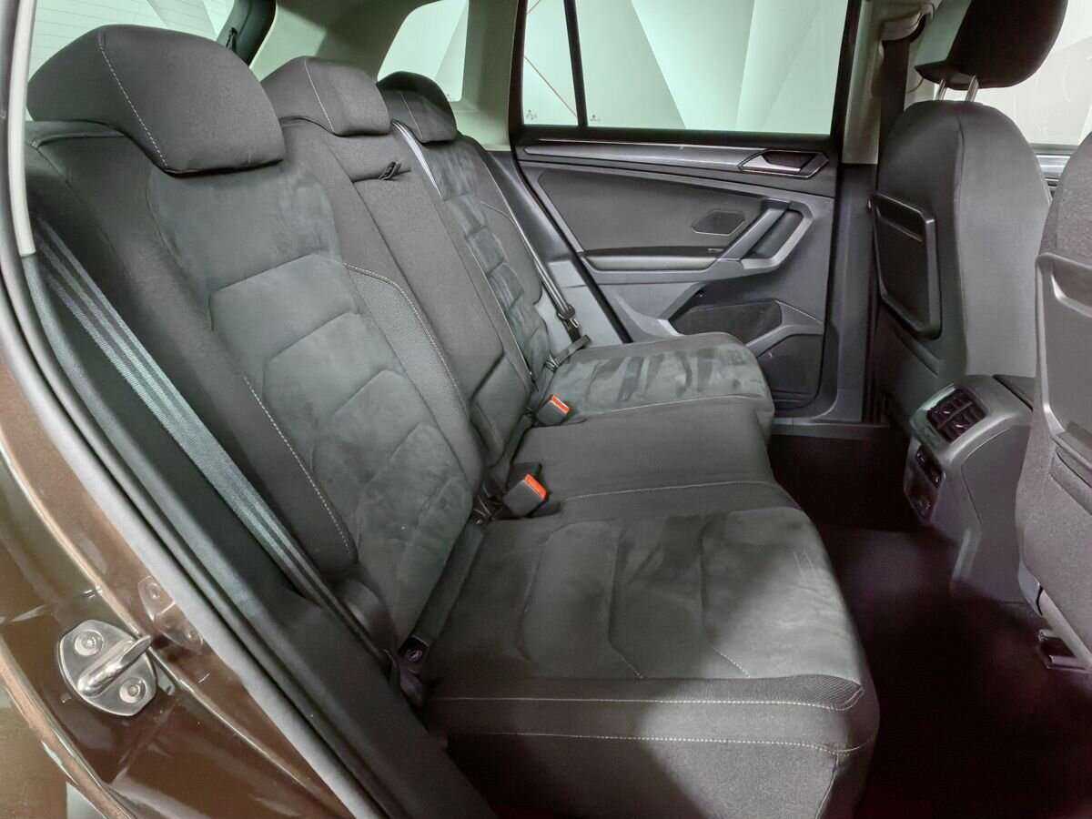 Volkswagen Tiguan б/у, 2017, Роботизированная. Фото: #11