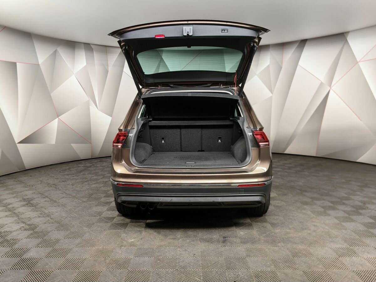 Volkswagen Tiguan б/у, 2017, Роботизированная. Фото: #17