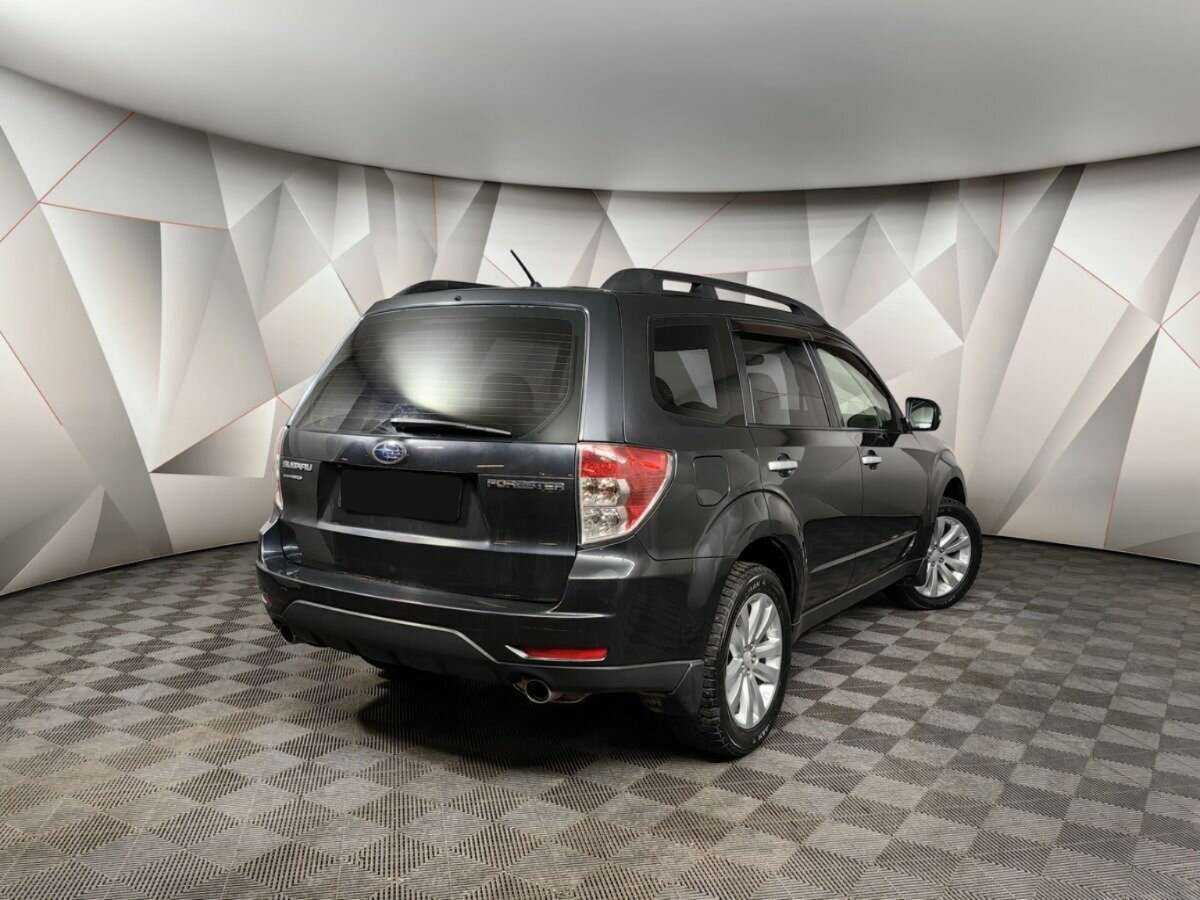 Subaru Forester б/у, 2012, Механическая. Фото: #1
