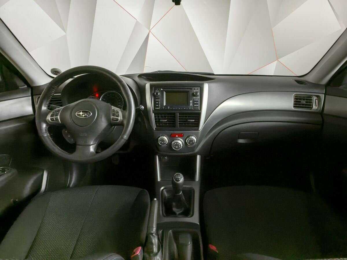 Subaru Forester б/у, 2012, Механическая. Фото: #9