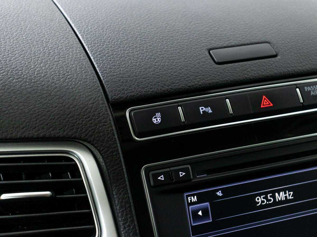 Volkswagen Touareg б/у, 2015, Автоматическая. Фото: #20