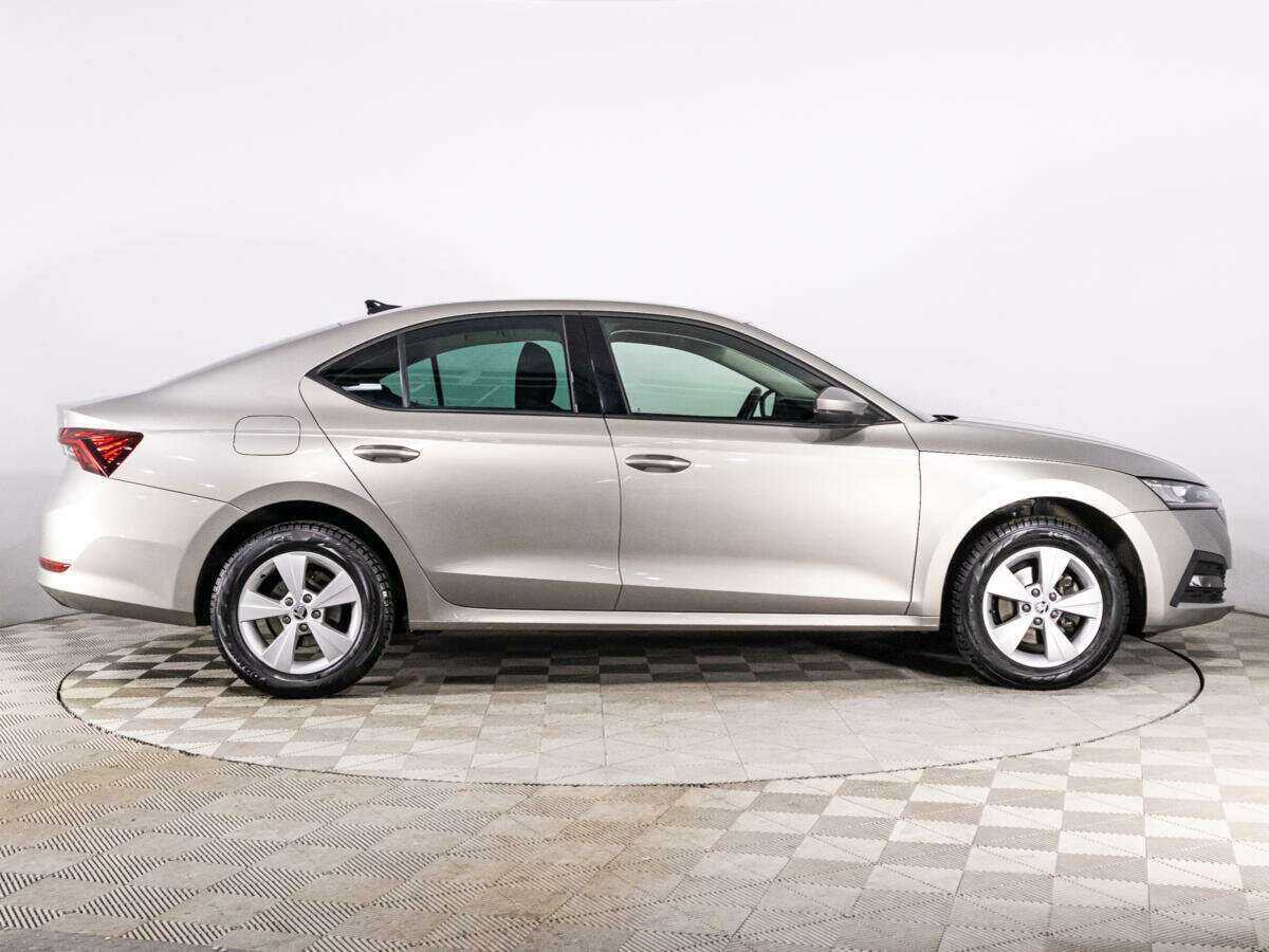 Skoda Octavia б/у, 2021, Роботизированная. Фото: #3