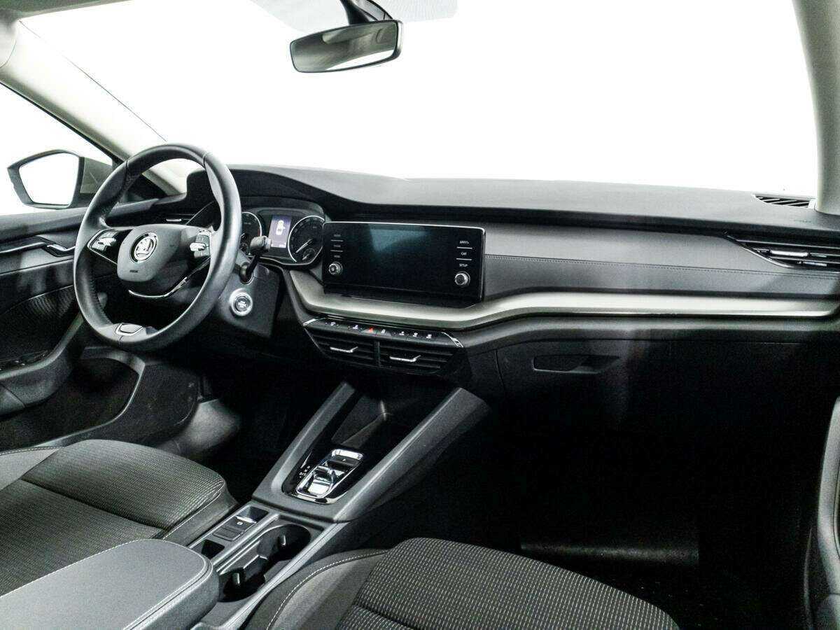 Skoda Octavia б/у, 2021, Роботизированная. Фото: #8