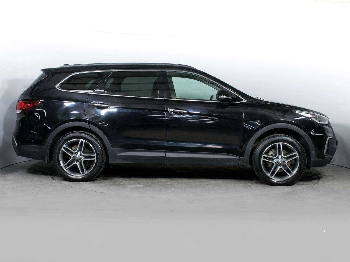 Hyundai Santa Fe б/у, 2017, Автоматическая. Фото: #3