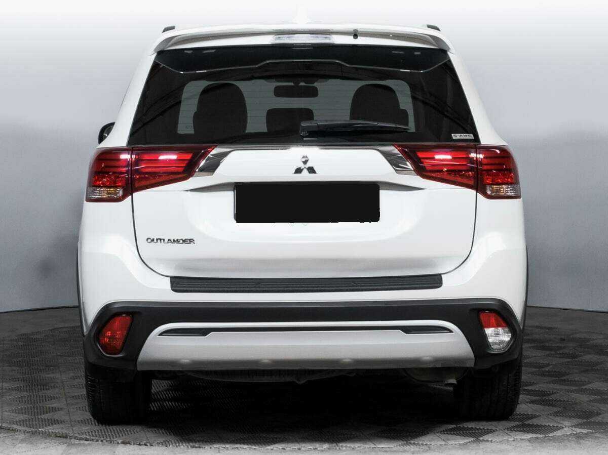 Mitsubishi Outlander б/у, 2021, Вариатор. Фото: #5