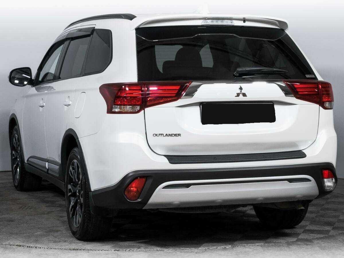 Mitsubishi Outlander б/у, 2021, Вариатор. Фото: #6