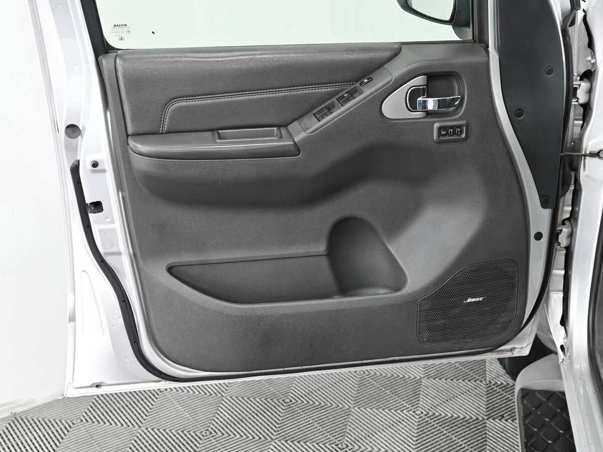 Nissan Pathfinder б/у, 2012, Автоматическая. Фото: #4
