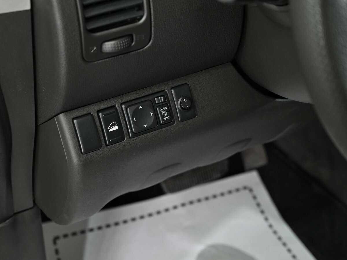 Nissan Pathfinder б/у, 2012, Автоматическая. Фото: #12