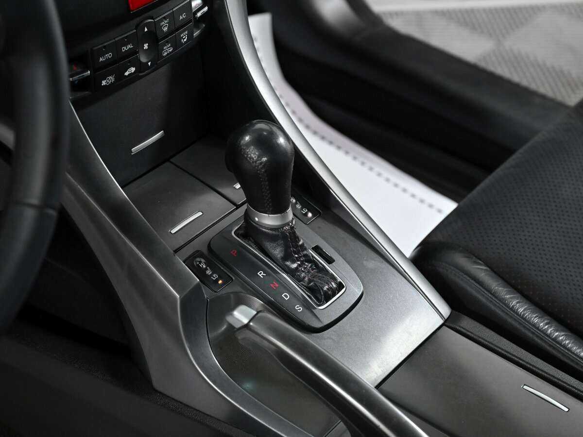 Honda Accord б/у, 2012, Автоматическая. Фото: #6