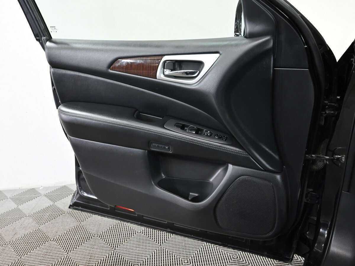 Nissan Pathfinder б/у, 2015, Вариатор. Фото: #9
