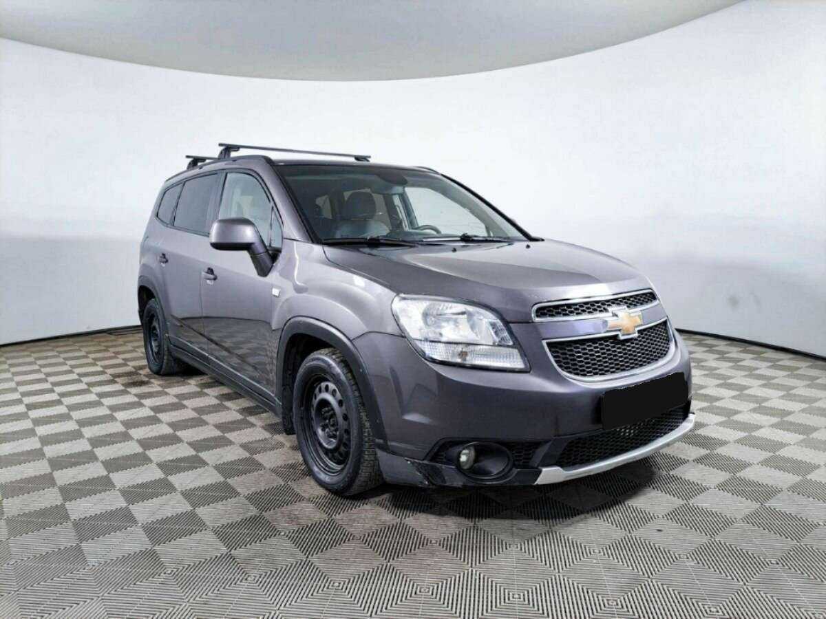 Chevrolet Orlando б/у, 2013, Механическая. Фото: #2