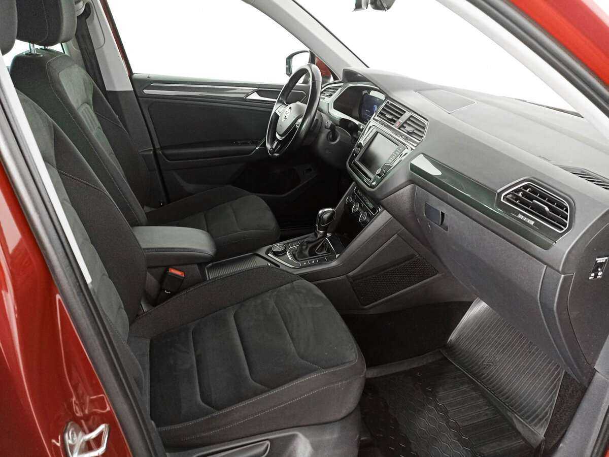 Volkswagen Tiguan б/у, 2017, Роботизированная. Фото: #8