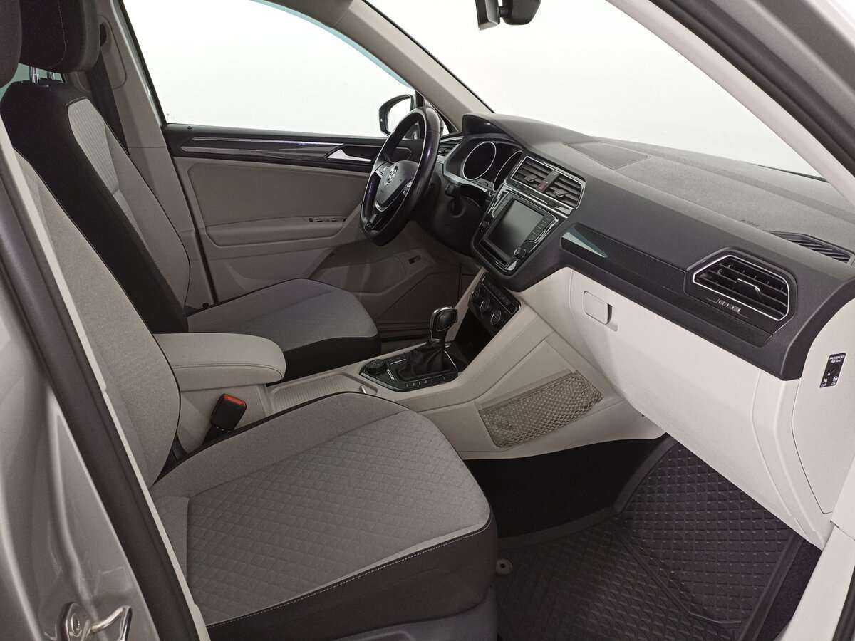 Volkswagen Tiguan б/у, 2017, Роботизированная. Фото: #10