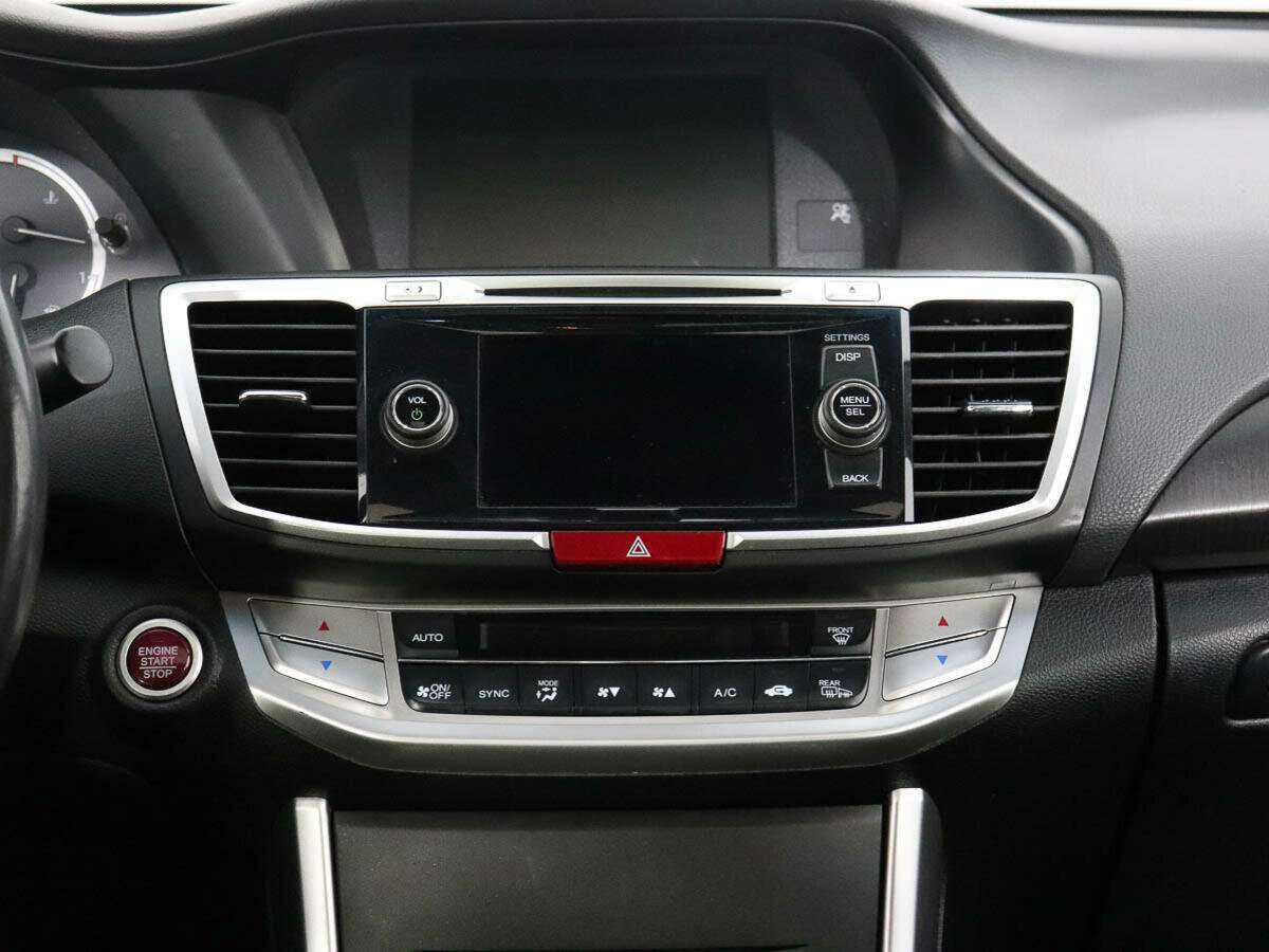 Honda Accord б/у, 2013, Автоматическая. Фото: #11