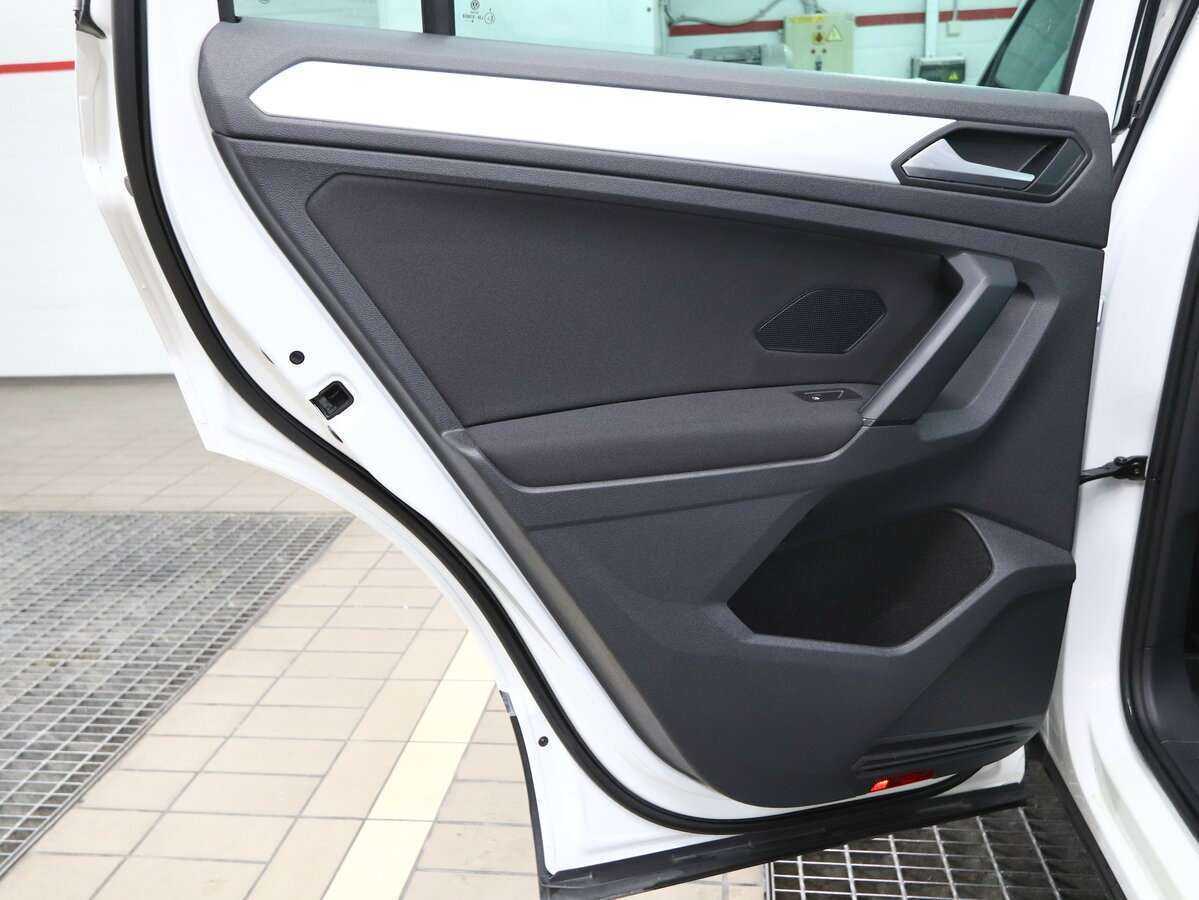 Volkswagen Tiguan б/у, 2018, Роботизированная. Фото: #9