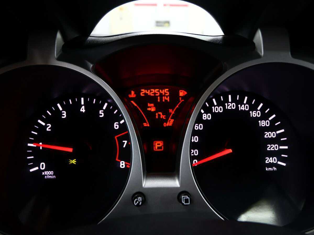 Ниссан Жук б/у, 2012, Вариатор. Фото: #9