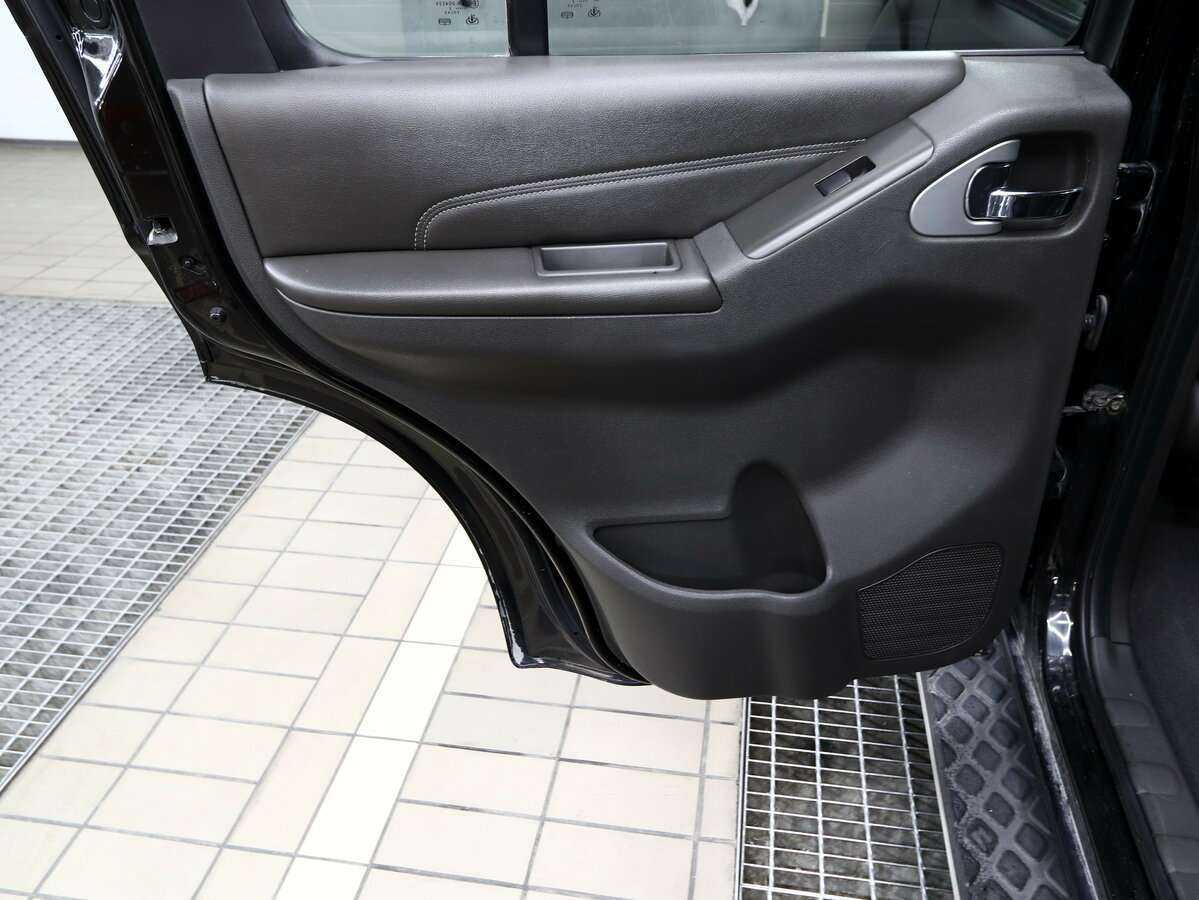 Nissan Pathfinder б/у, 2012, Автоматическая. Фото: #16