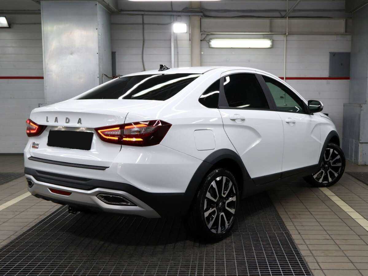 Лада (ВАЗ) Веста б/у, 2023, Механическая. Фото: #3