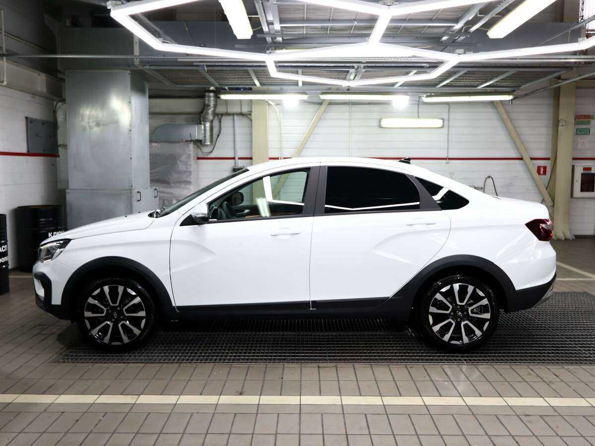 Лада (ВАЗ) Веста б/у, 2023, Механическая. Фото: #5