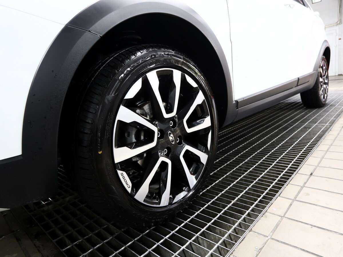 Лада (ВАЗ) Веста б/у, 2023, Механическая. Фото: #13