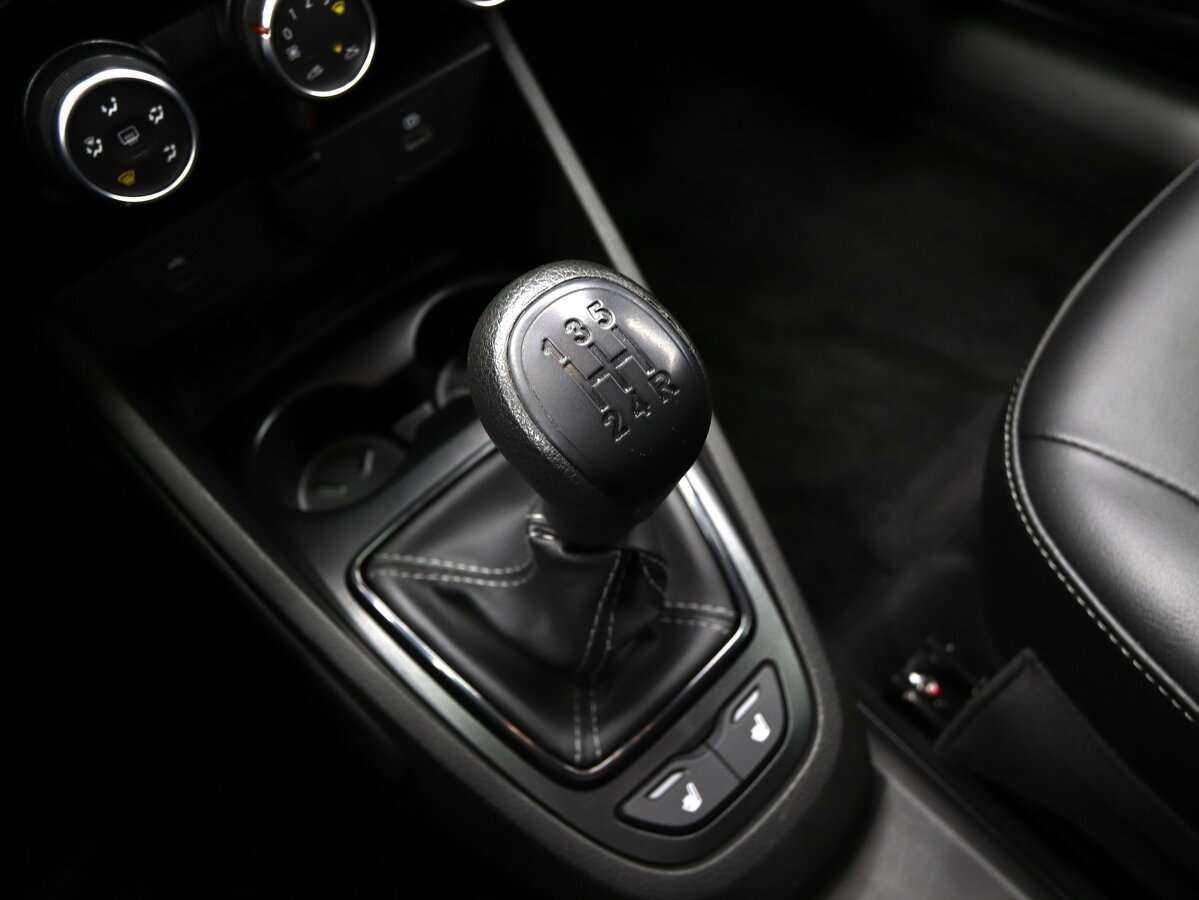 Лада (ВАЗ) Веста б/у, 2023, Механическая. Фото: #17