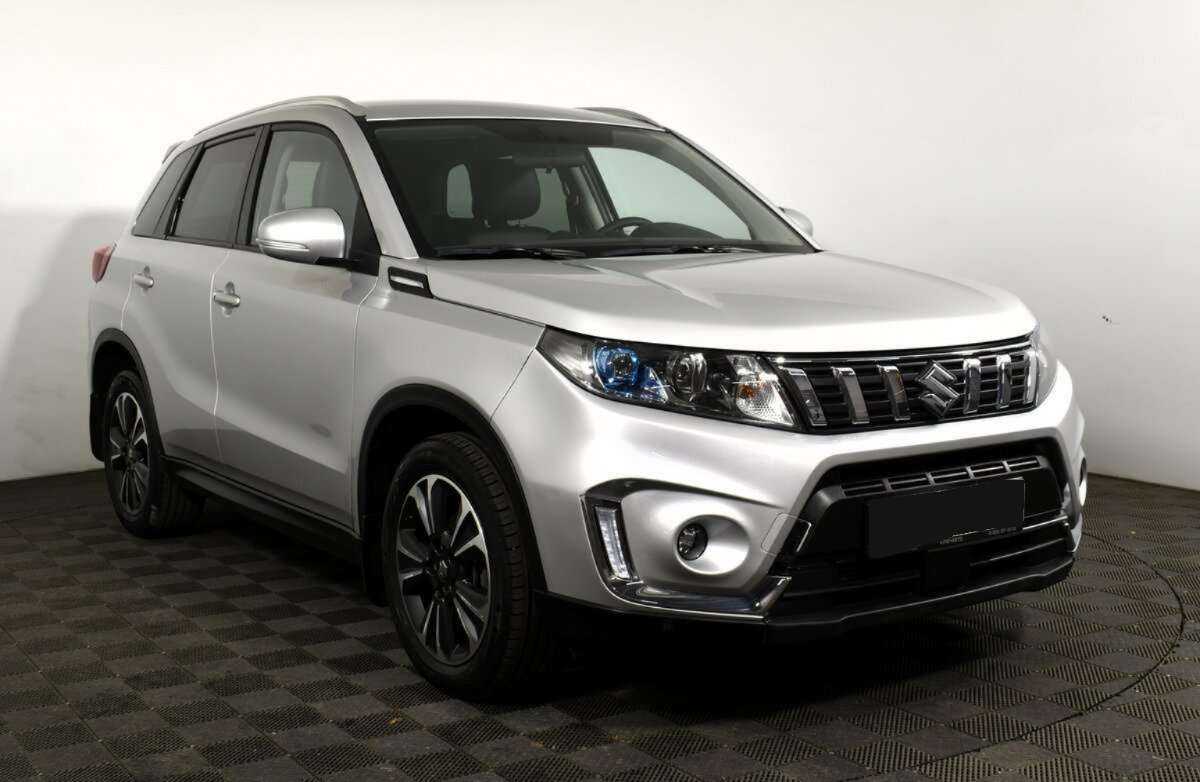 Suzuki Vitara б/у, 2019, Автоматическая. Фото: #1