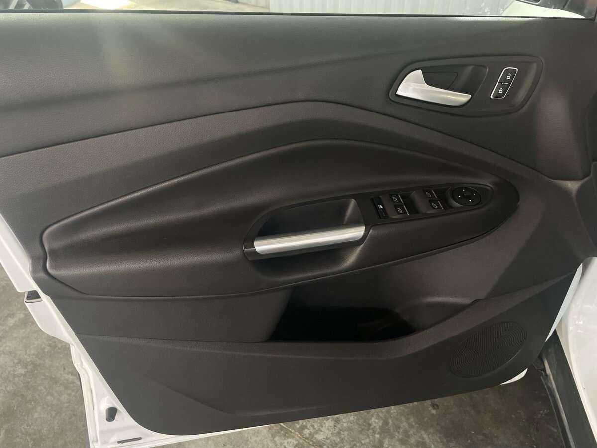 Форд Куга б/у, 2015, Автоматическая. Фото: #19