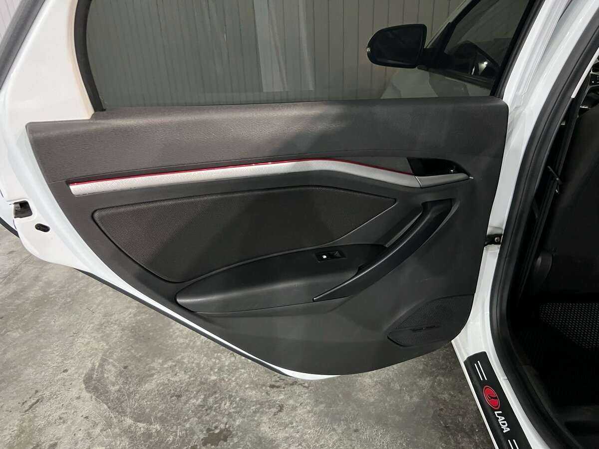 Лада (ВАЗ) Веста б/у, 2020, Механическая. Фото: #15