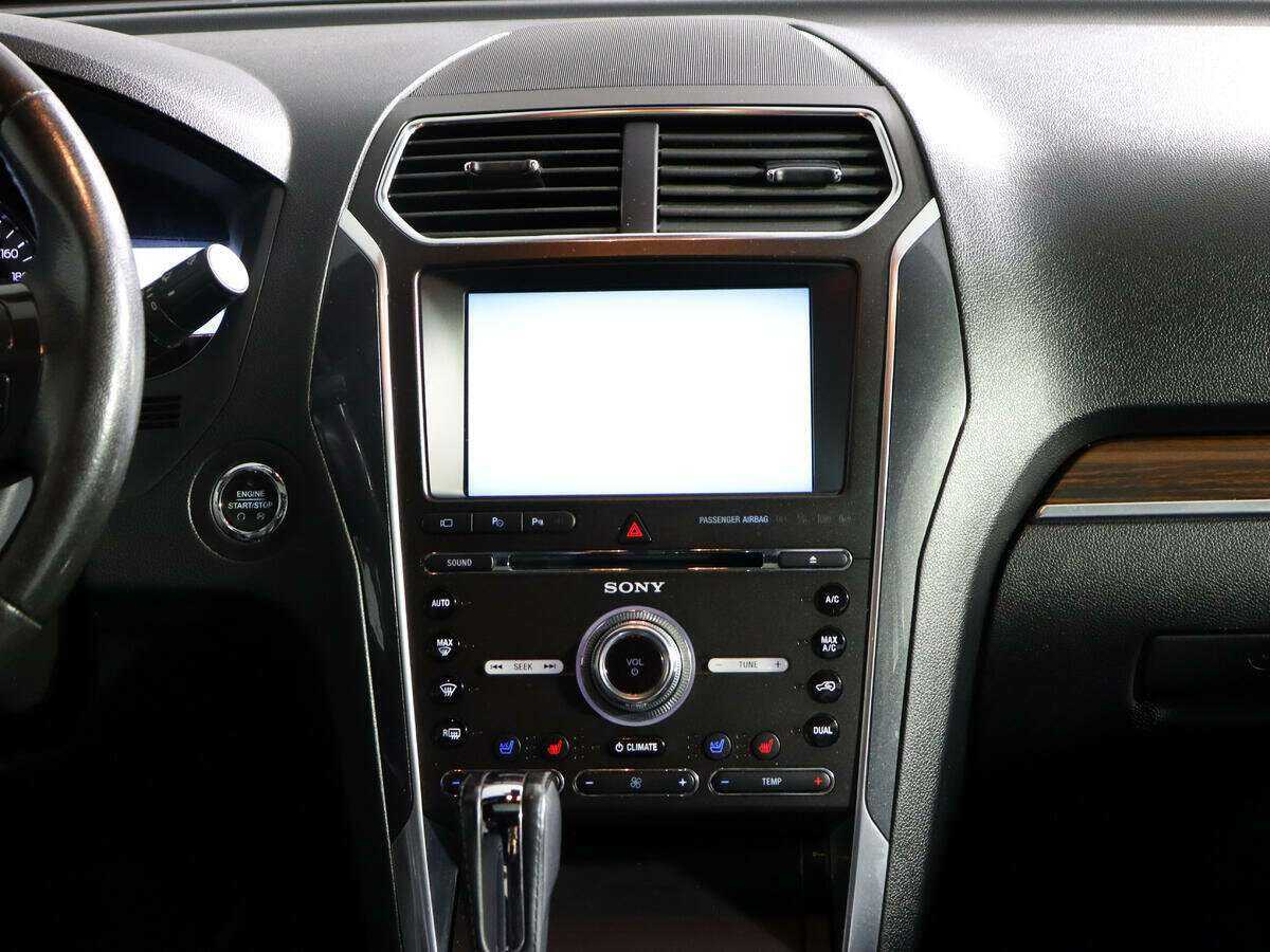 Ford Explorer б/у, 2016, Автоматическая. Фото: #11