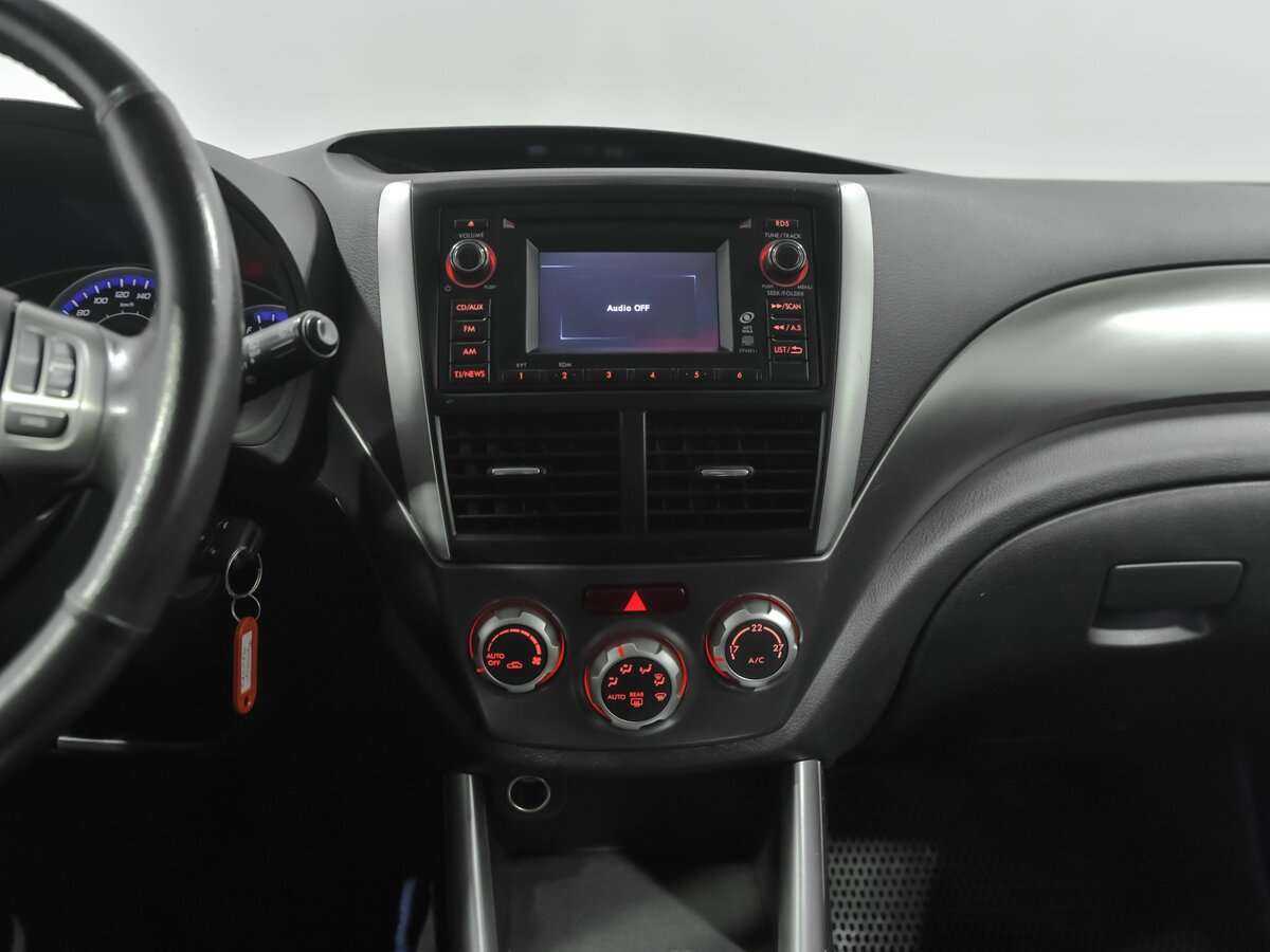 Subaru Forester б/у, 2012, Механическая. Фото: #8