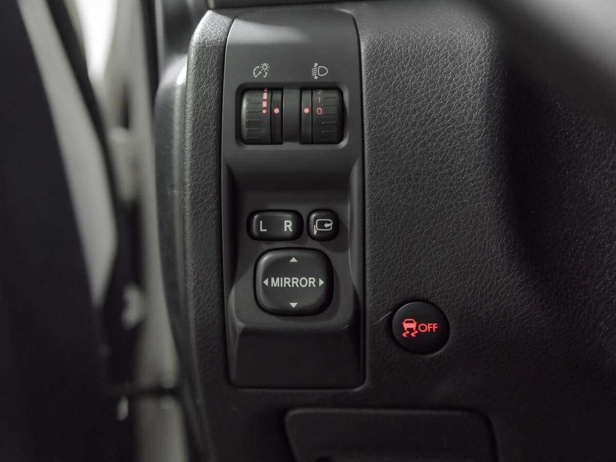 Subaru Forester б/у, 2012, Механическая. Фото: #12