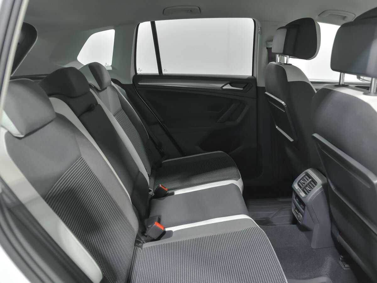 Volkswagen Tiguan б/у, 2020, Роботизированная. Фото: #12