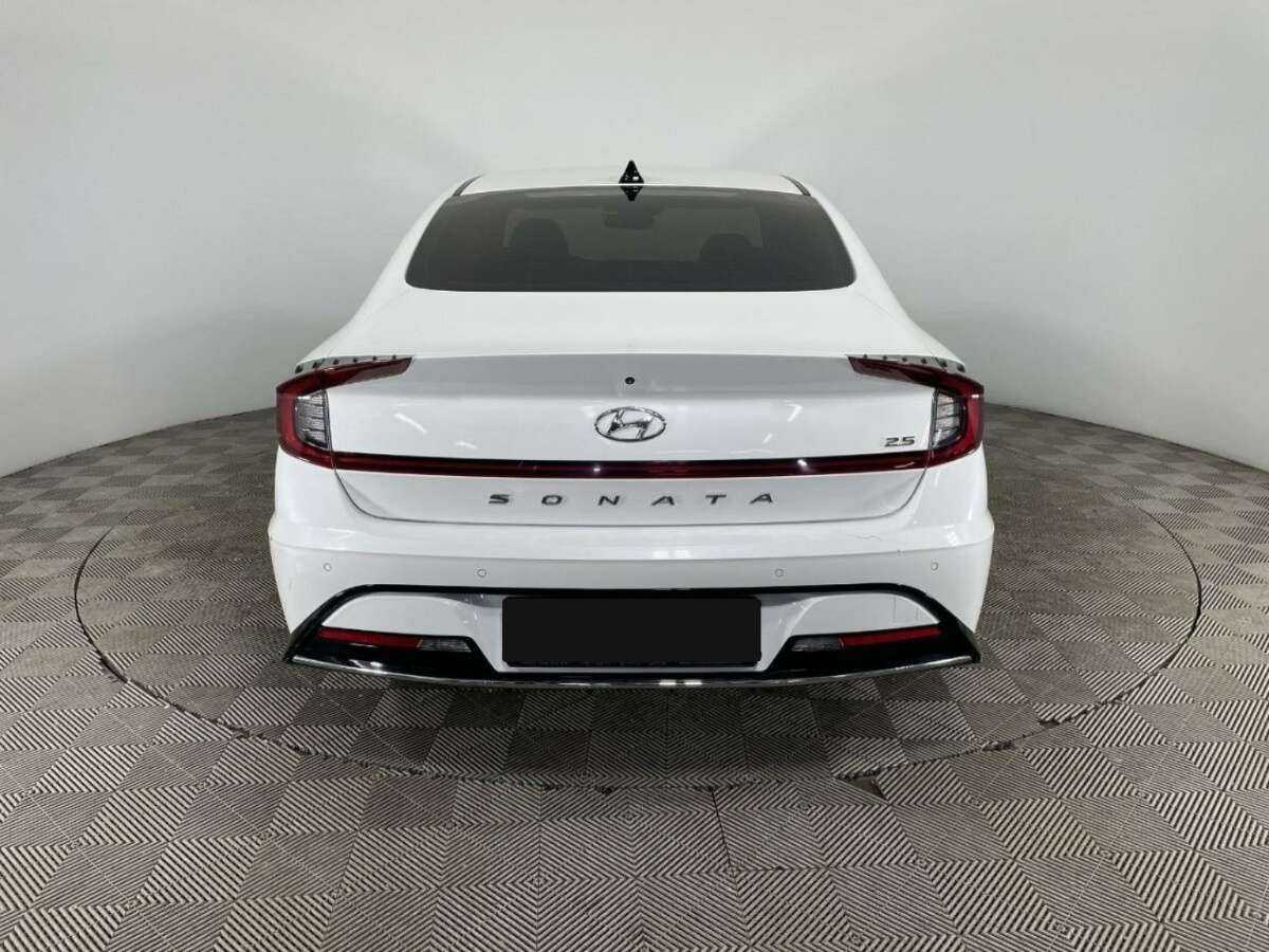 Hyundai Sonata б/у, 2019, Автоматическая. Фото: #2
