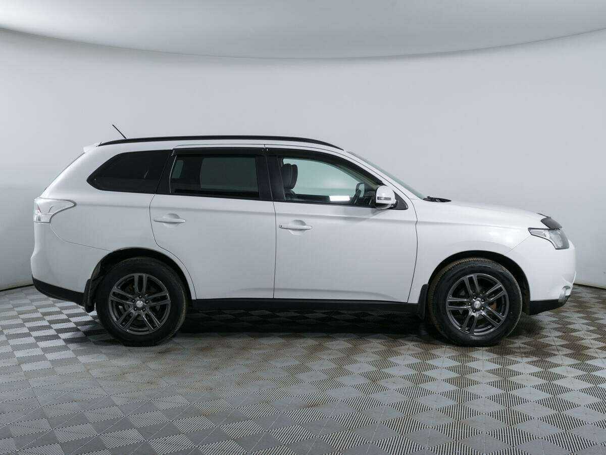 Mitsubishi Outlander б/у, 2012, Вариатор. Фото: #3
