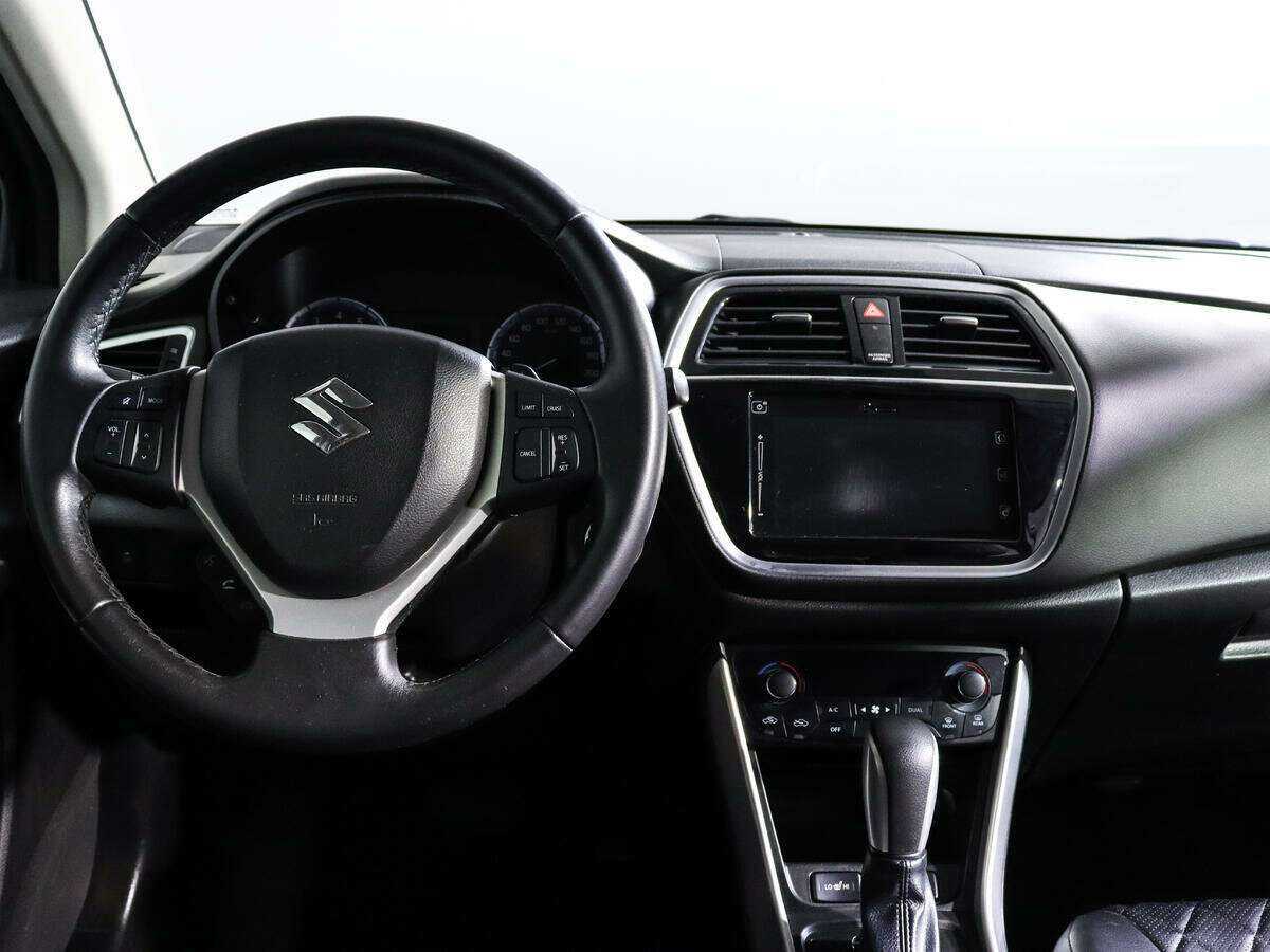 Suzuki SX4 б/у, 2016, Автоматическая. Фото: #11