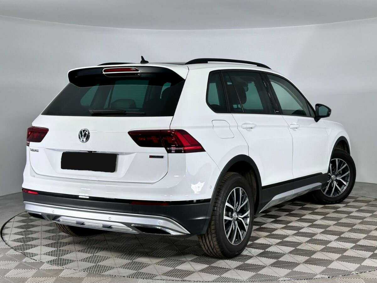 Volkswagen Tiguan б/у, 2019, Механическая. Фото: #1