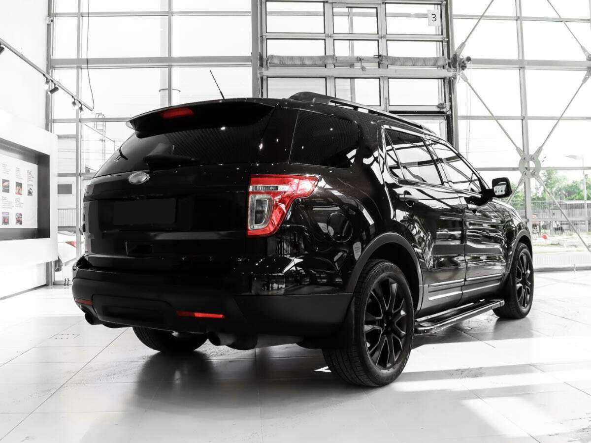 Ford Explorer б/у, 2014, Автоматическая. Фото: #4