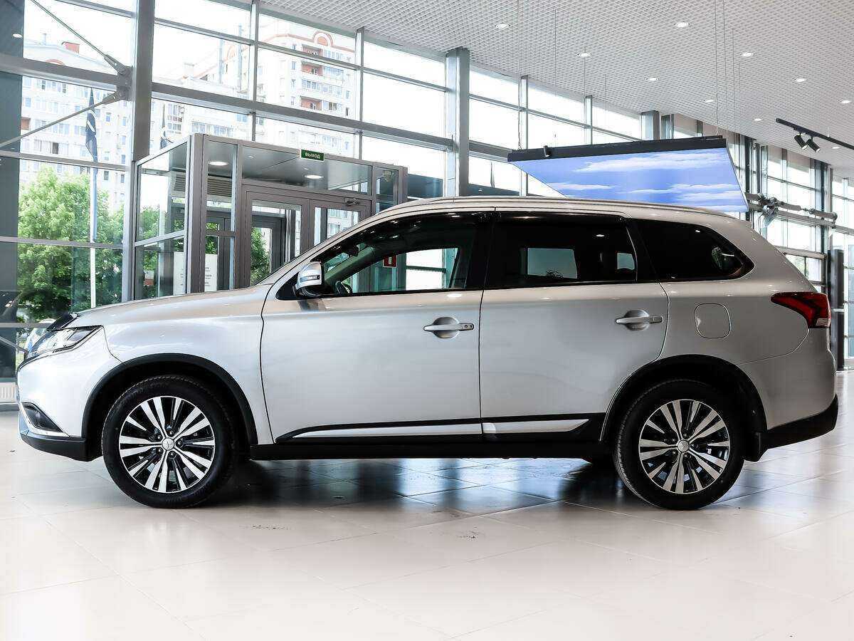 Mitsubishi Outlander б/у, 2019, Вариатор. Фото: #7