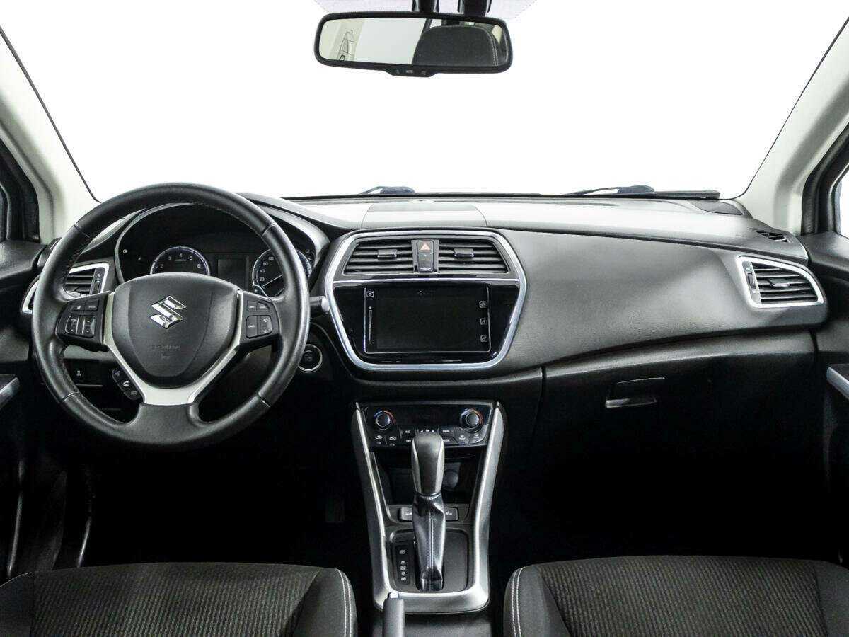 Suzuki SX4 б/у, 2018, Автоматическая. Фото: #12