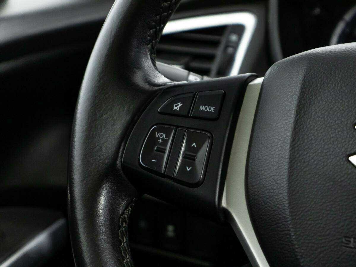 Suzuki SX4 б/у, 2018, Автоматическая. Фото: #19