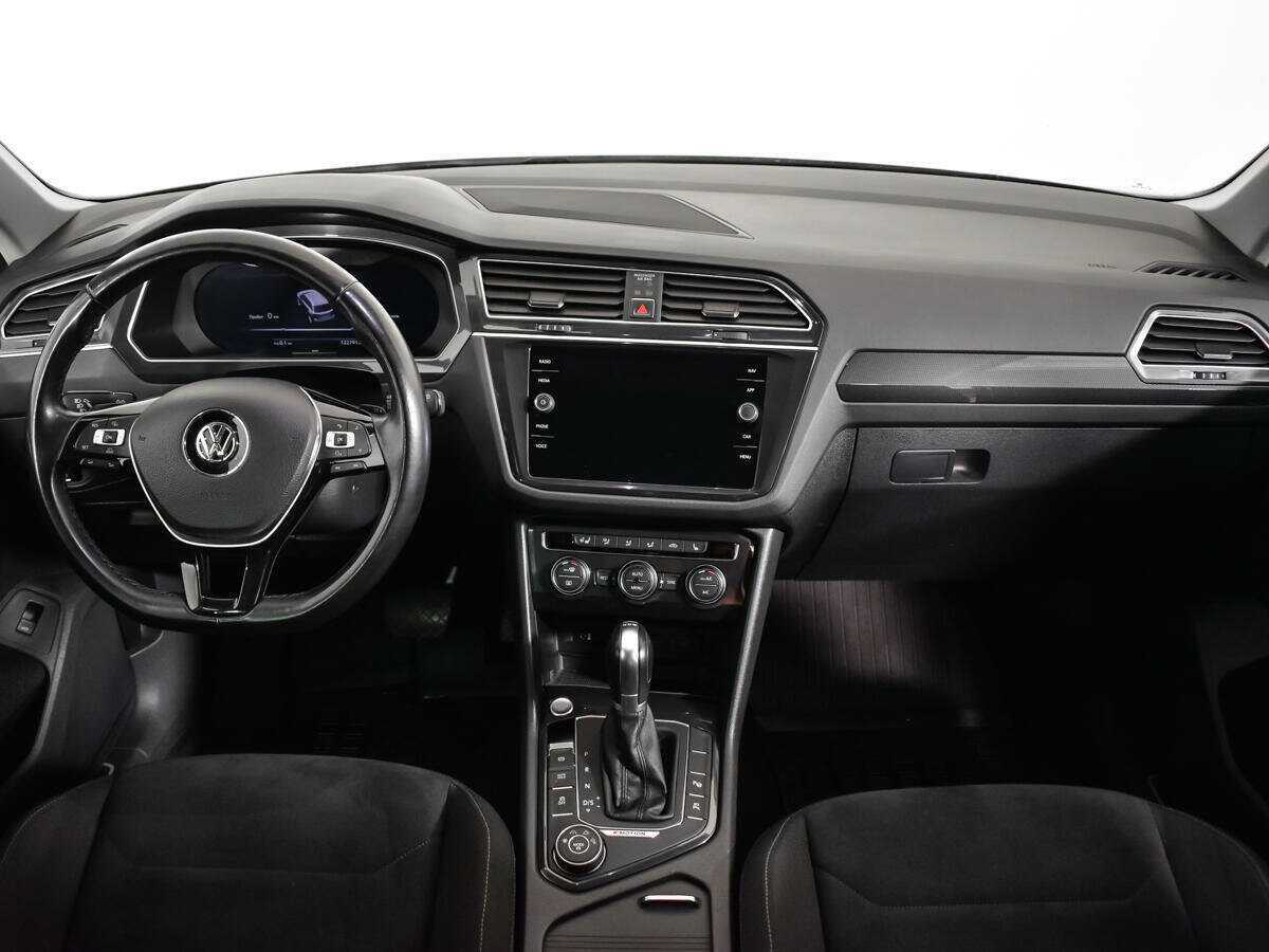 Volkswagen Tiguan б/у, 2017, Роботизированная. Фото: #11