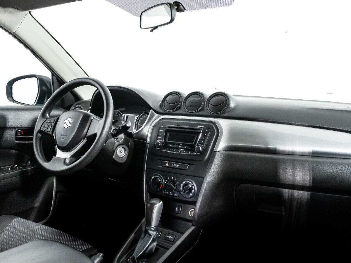 Suzuki Vitara б/у, 2017, Автоматическая. Фото: #8