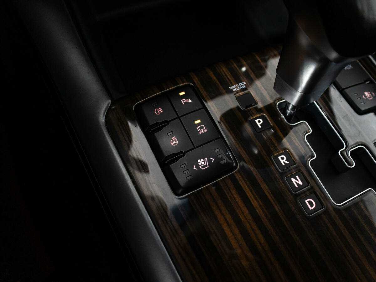 Kia Mohave б/у, 2018, Автоматическая. Фото: #19