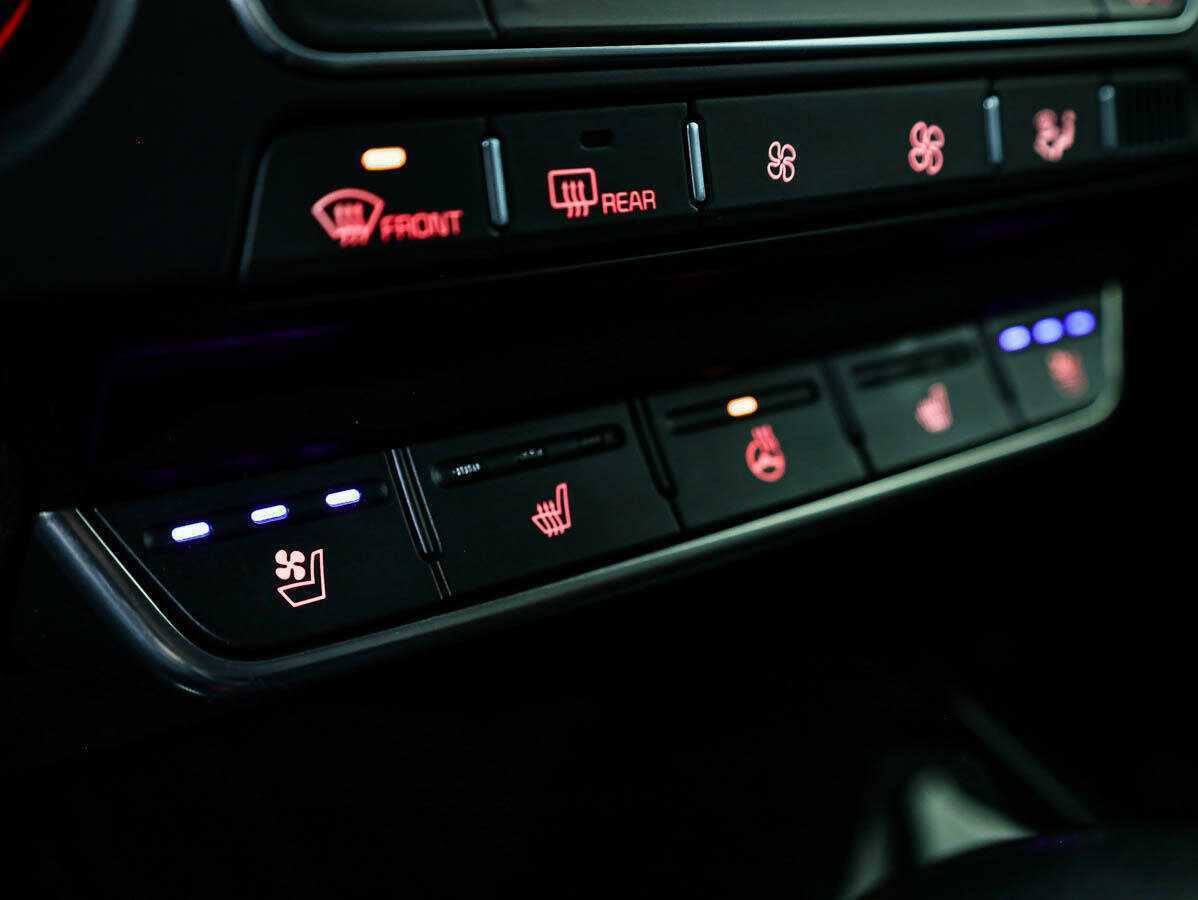 Kia Sorento б/у, 2018, Автоматическая. Фото: #16