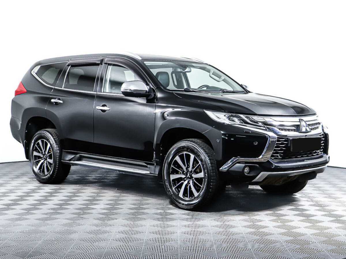 Mitsubishi Pajero Sport б/у, 2018, Автоматическая. Фото: #2