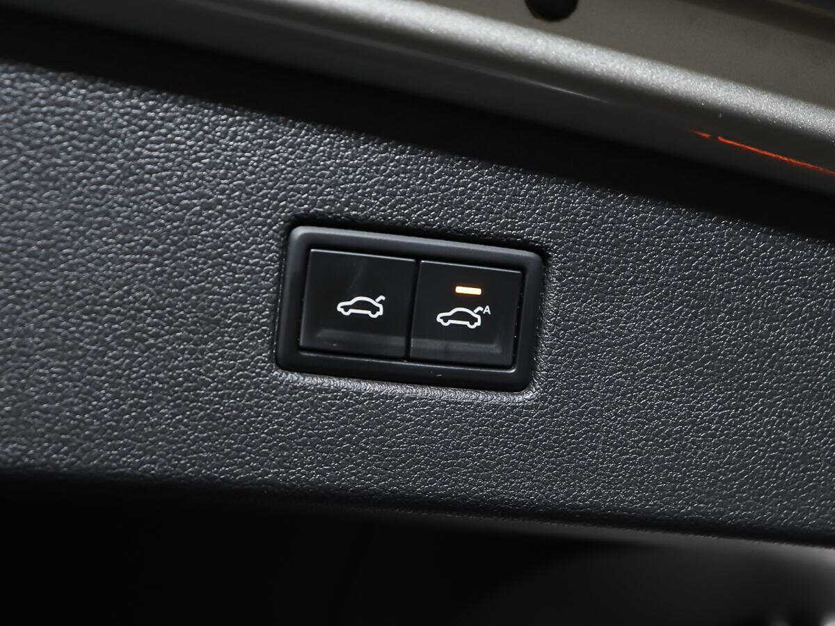 Volkswagen Tiguan б/у, 2017, Роботизированная. Фото: #15