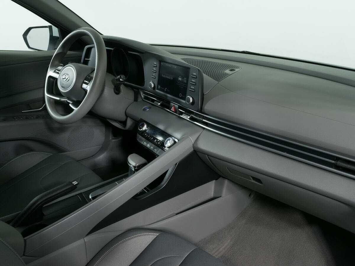 Хендай Елантра б/у, 2021, Автоматическая. Фото: #8