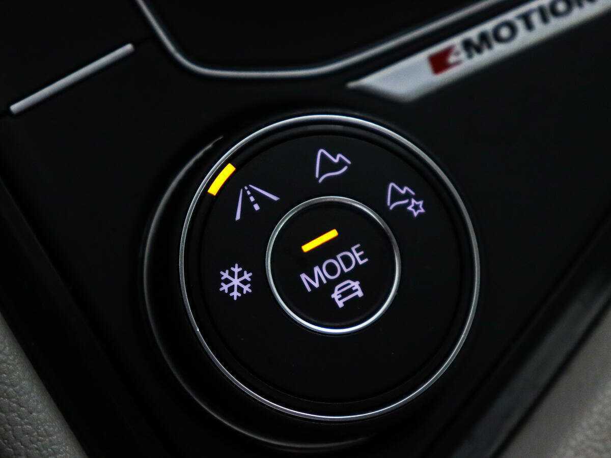 Volkswagen Tiguan б/у, 2018, Роботизированная. Фото: #16