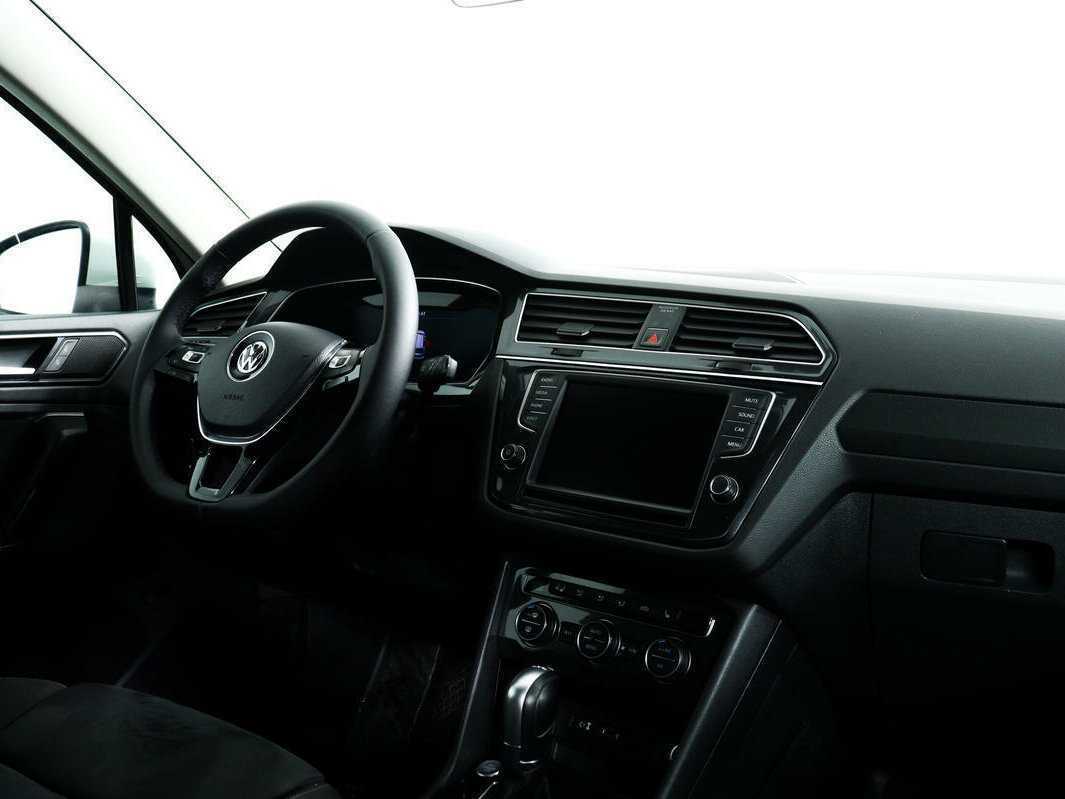 Volkswagen Tiguan б/у, 2017, Роботизированная. Фото: #8